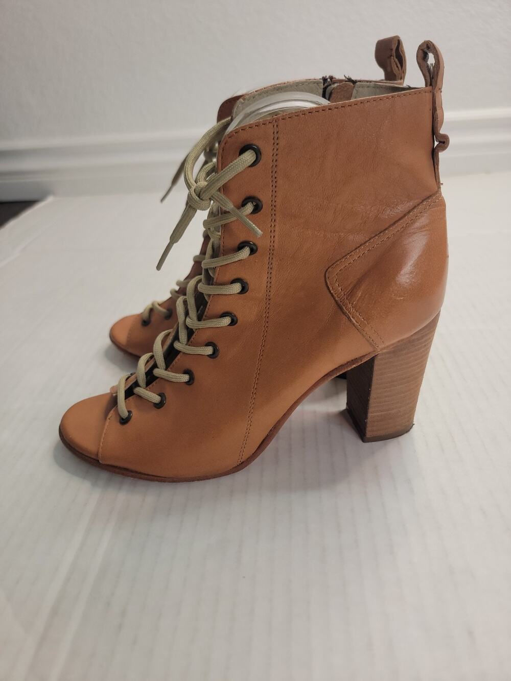 Steve Madden Grannie Leather Ankle Boots SZ 8.5 Heels Block Pump Zipper Lace up